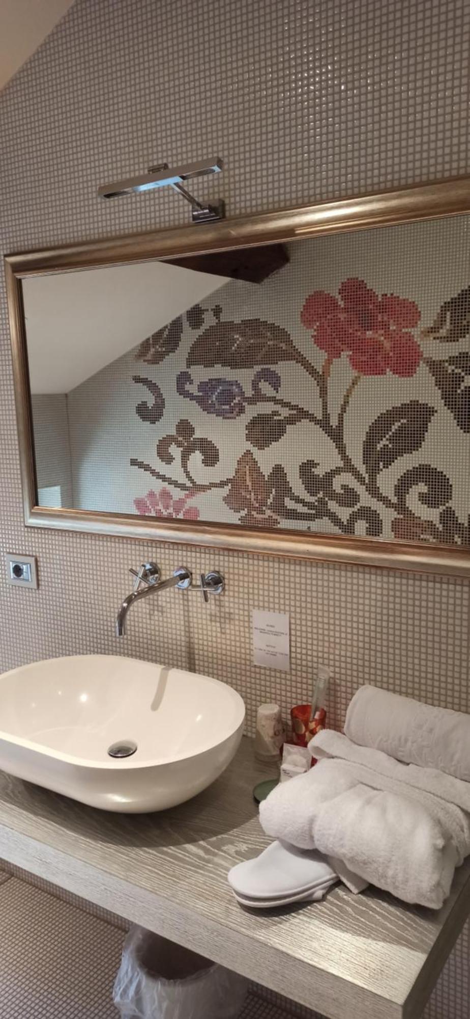 Hotel Villa Nabila Reggiolo Buitenkant foto